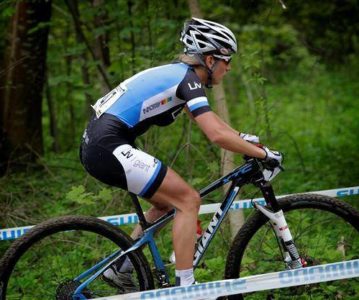 VTT XCE : Pauline au pied du podium