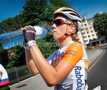 Emakumeen Euskal Bira : Deuxième étape…. encore une bonne journée pour les Rabo-Liv Women Cycling Team